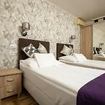 Dom Hotel 4*