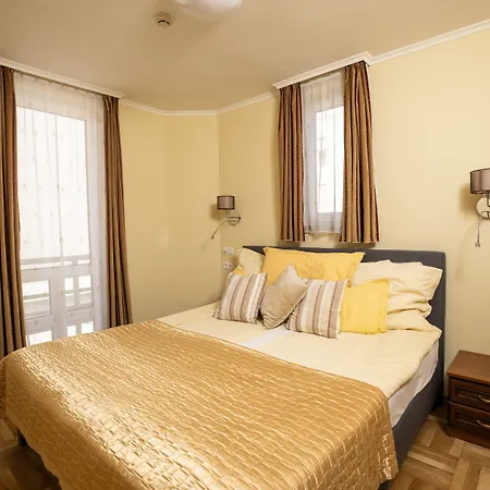 Dóm Hotel 4*