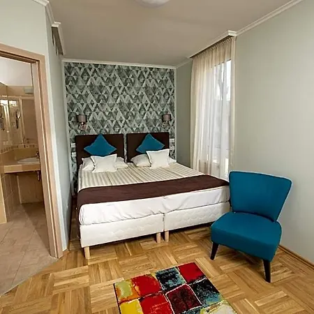 Otel Dom Segedin